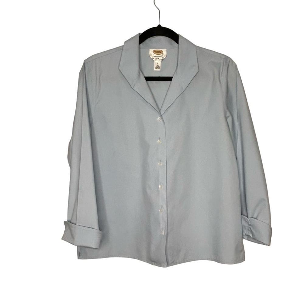 Talbots Baby blue Wrinkle Resistant Collared V-Neck Button-Up Shirt Sz 10